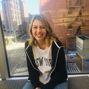 Meet your Posher, Brooke